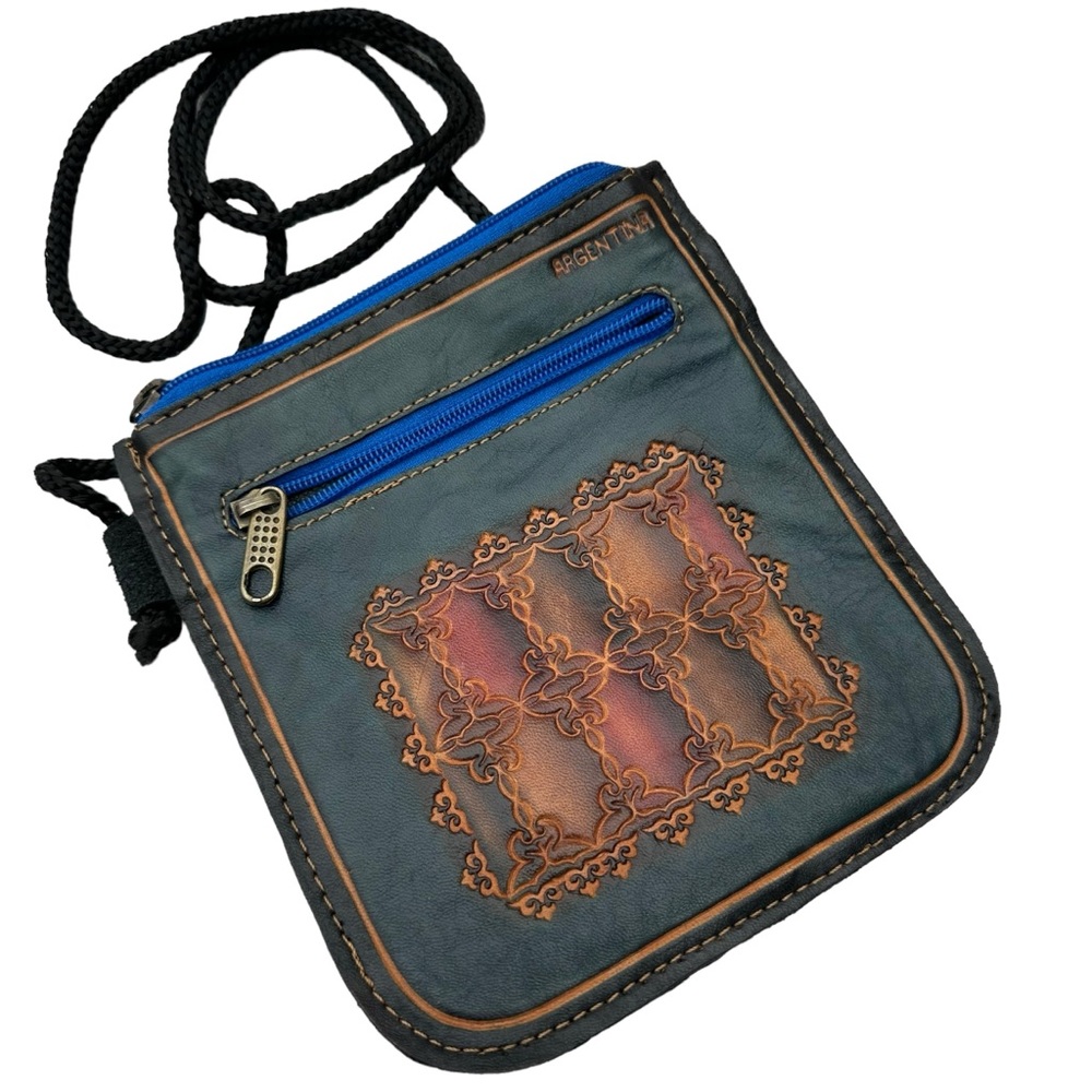 Slim Argentina Crossbody